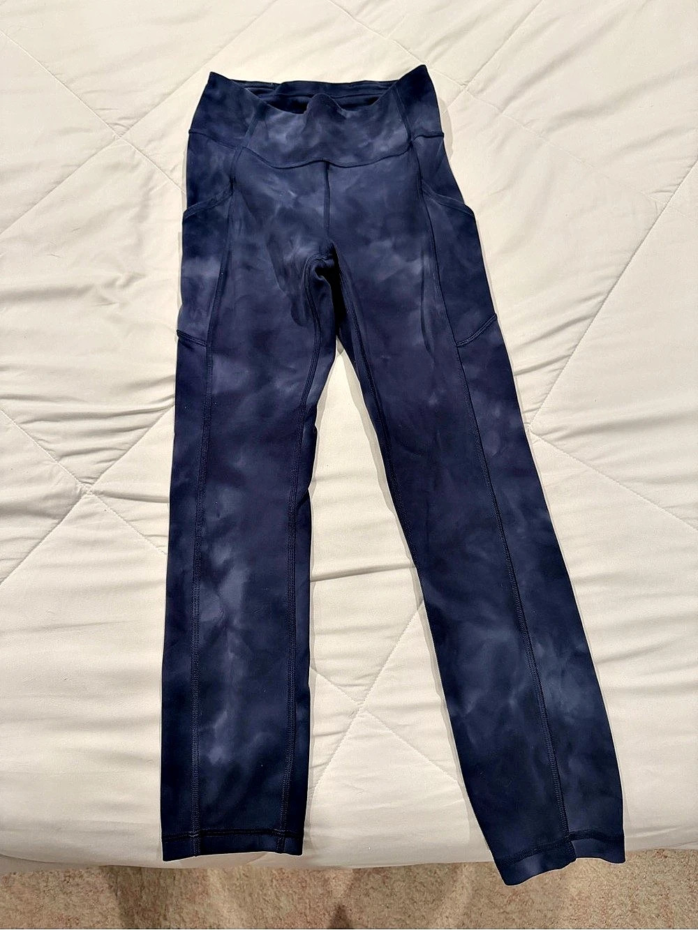 Lululemon Invigorate HR *Diamond Dye Leggings Blue size 4